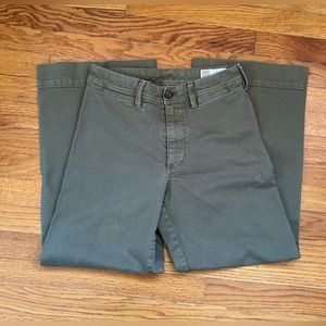 GAP Wide-leg High Rise Olive Green Khakis size 4P